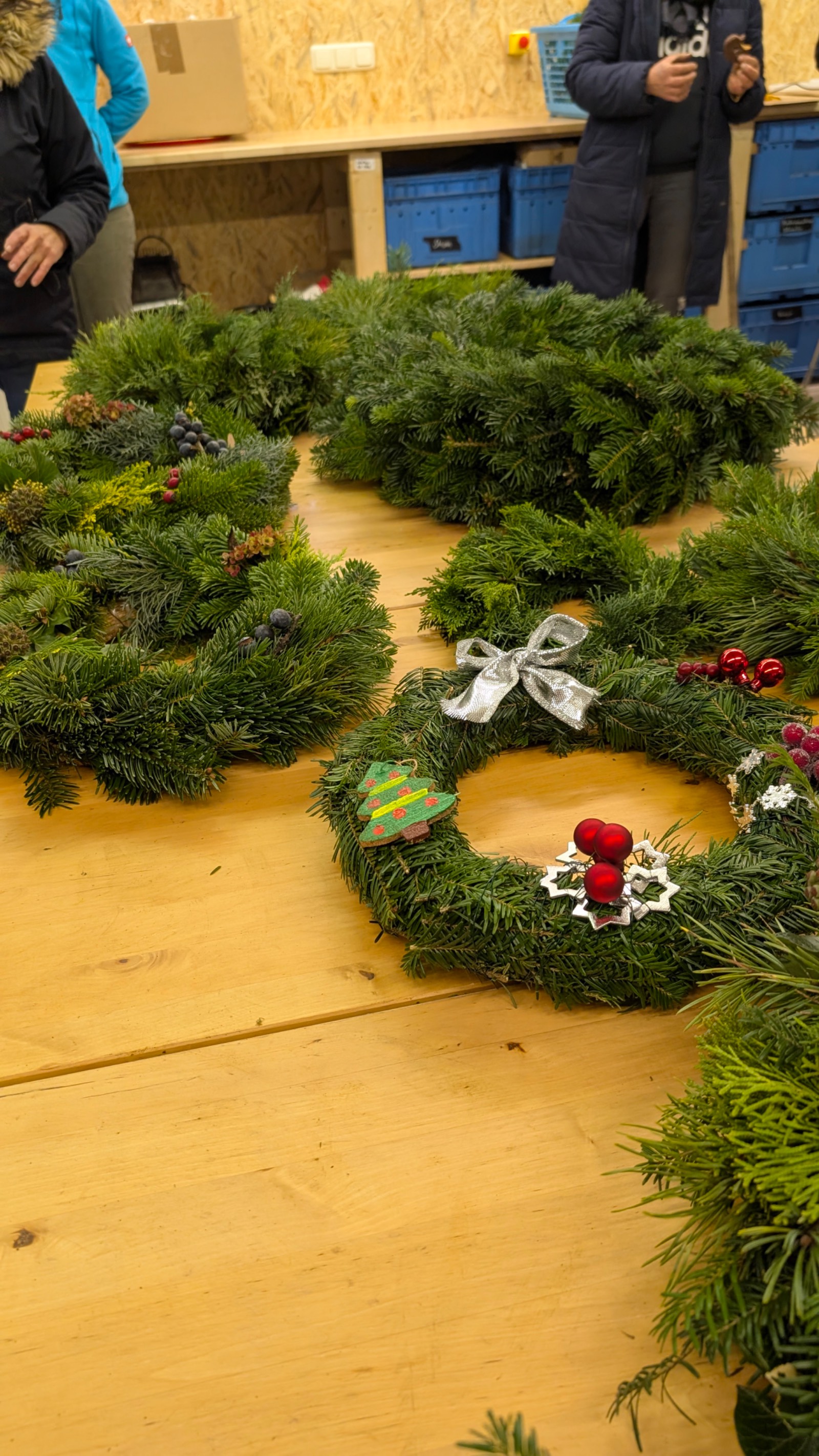 Adventskranzbinden 2025